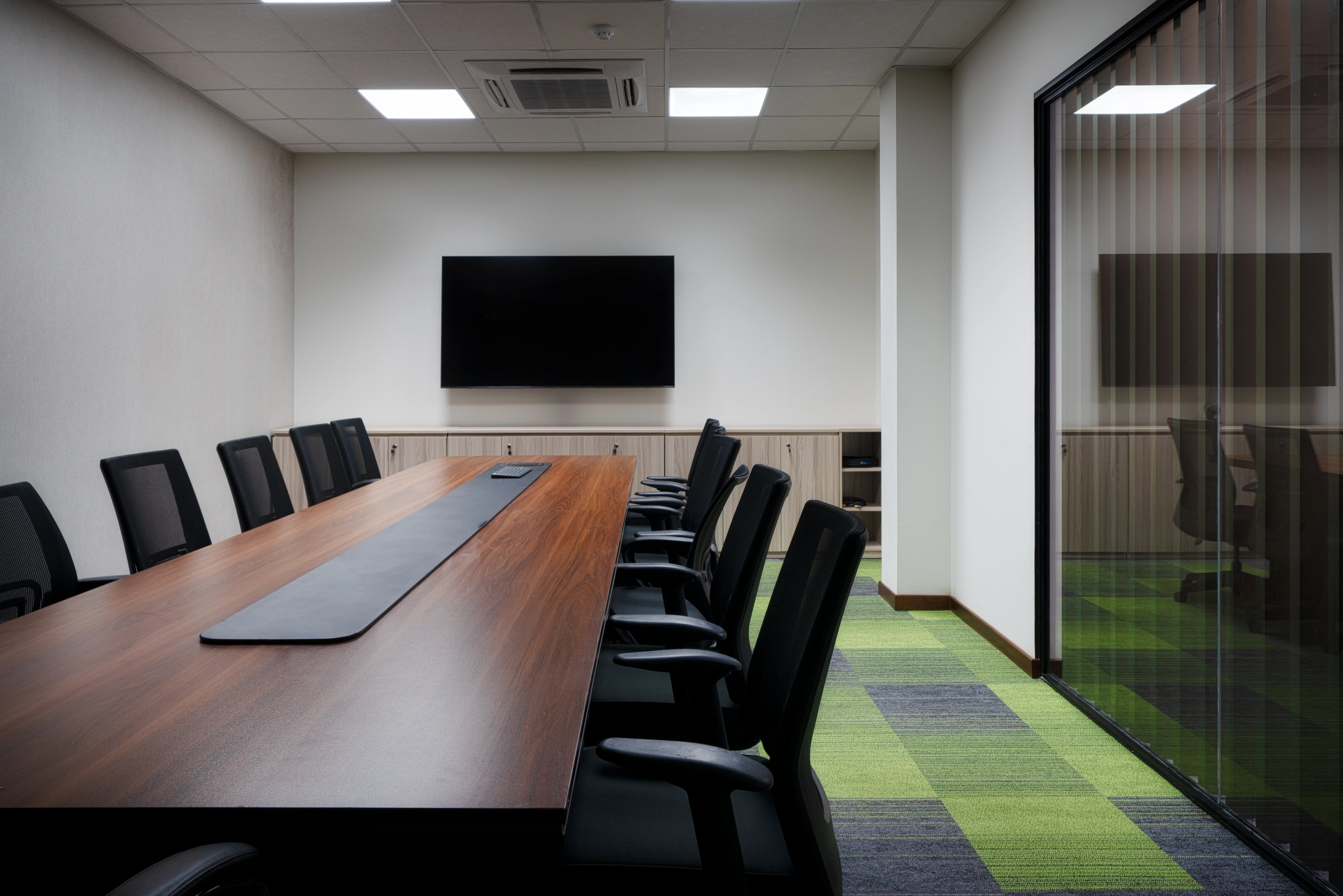 LOLC Finance - Image 7