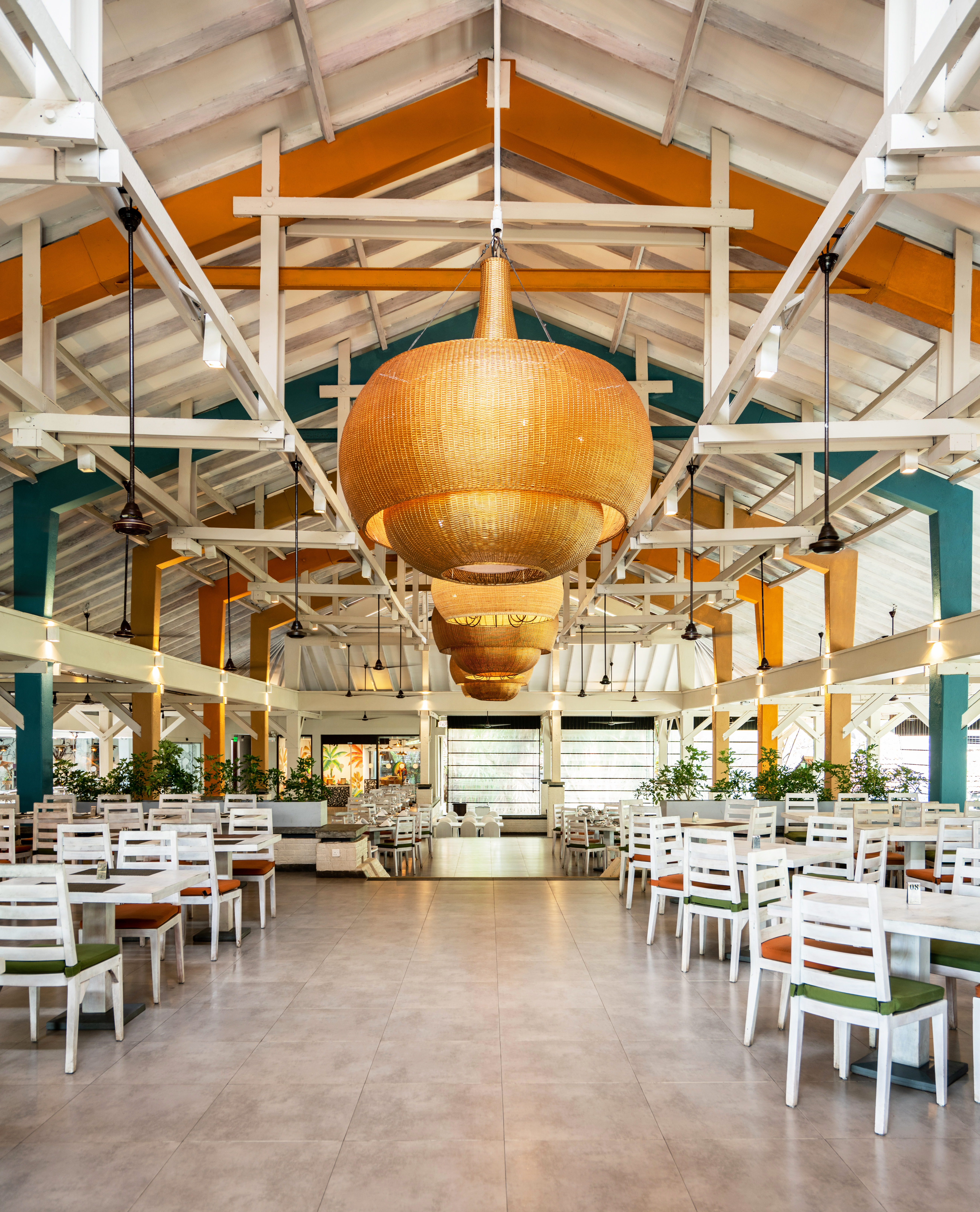 Club Dolphin - Waikkal