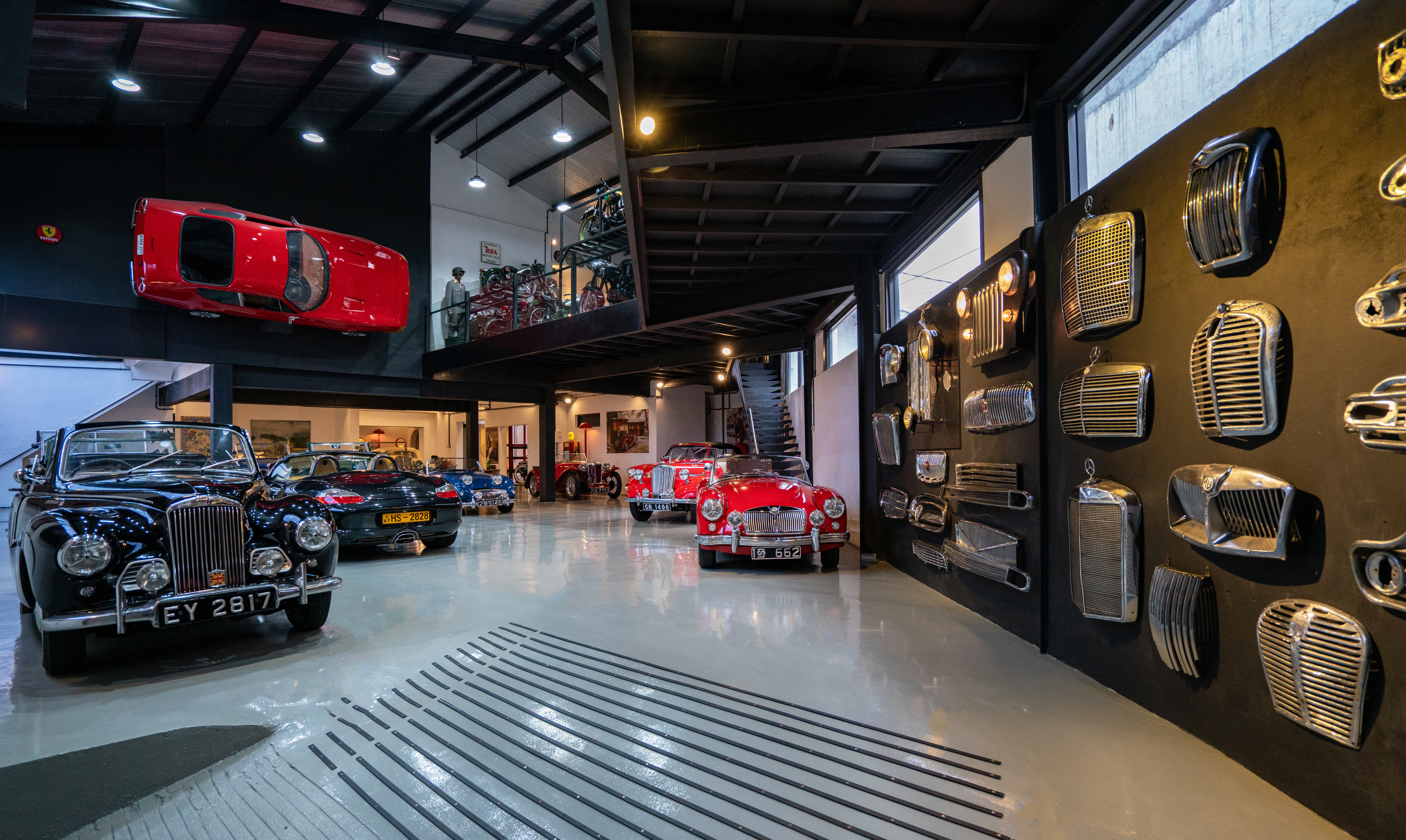 Automotive gallery (Private Collection) - Image 20