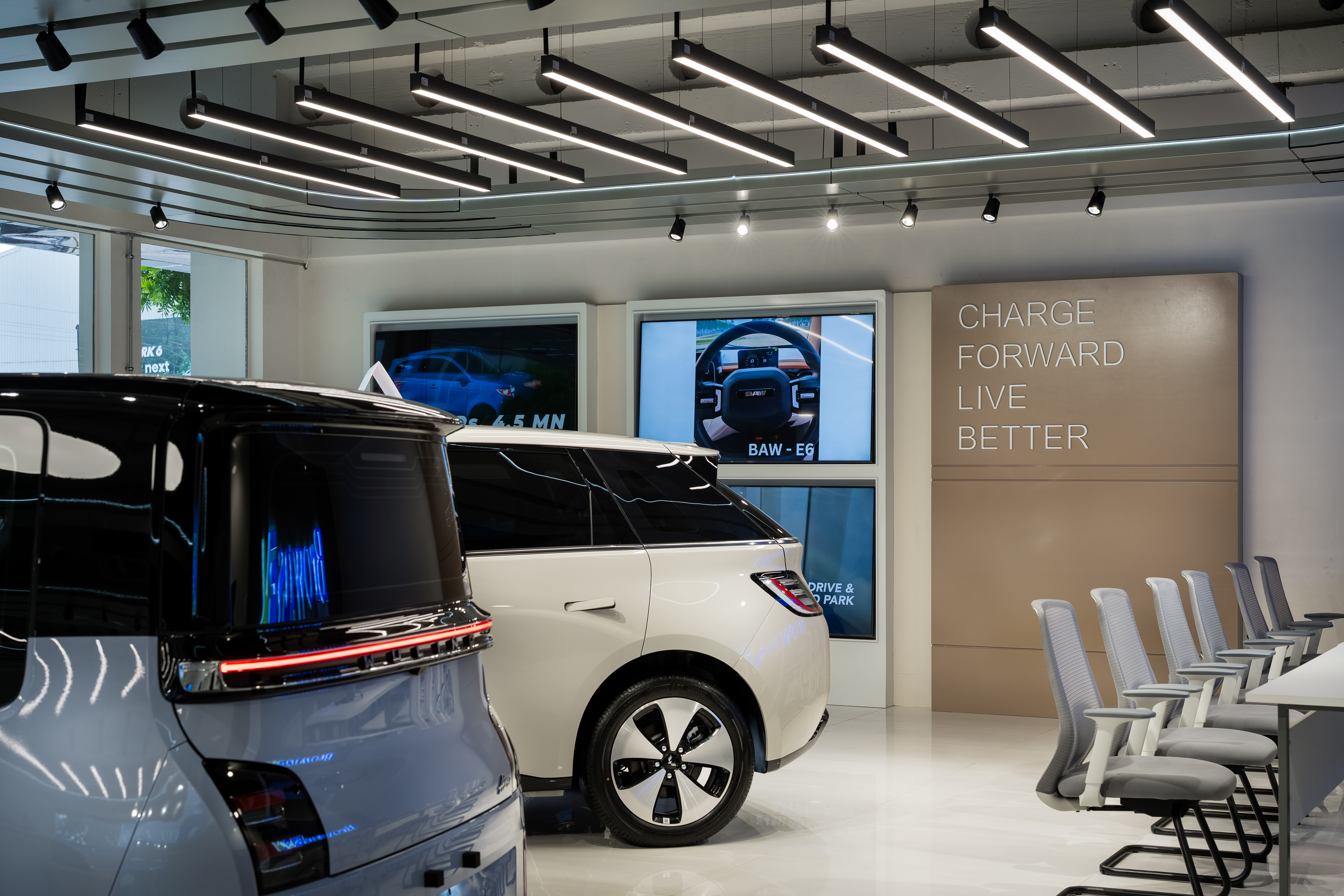 Browns Ev Showroom - Image 3